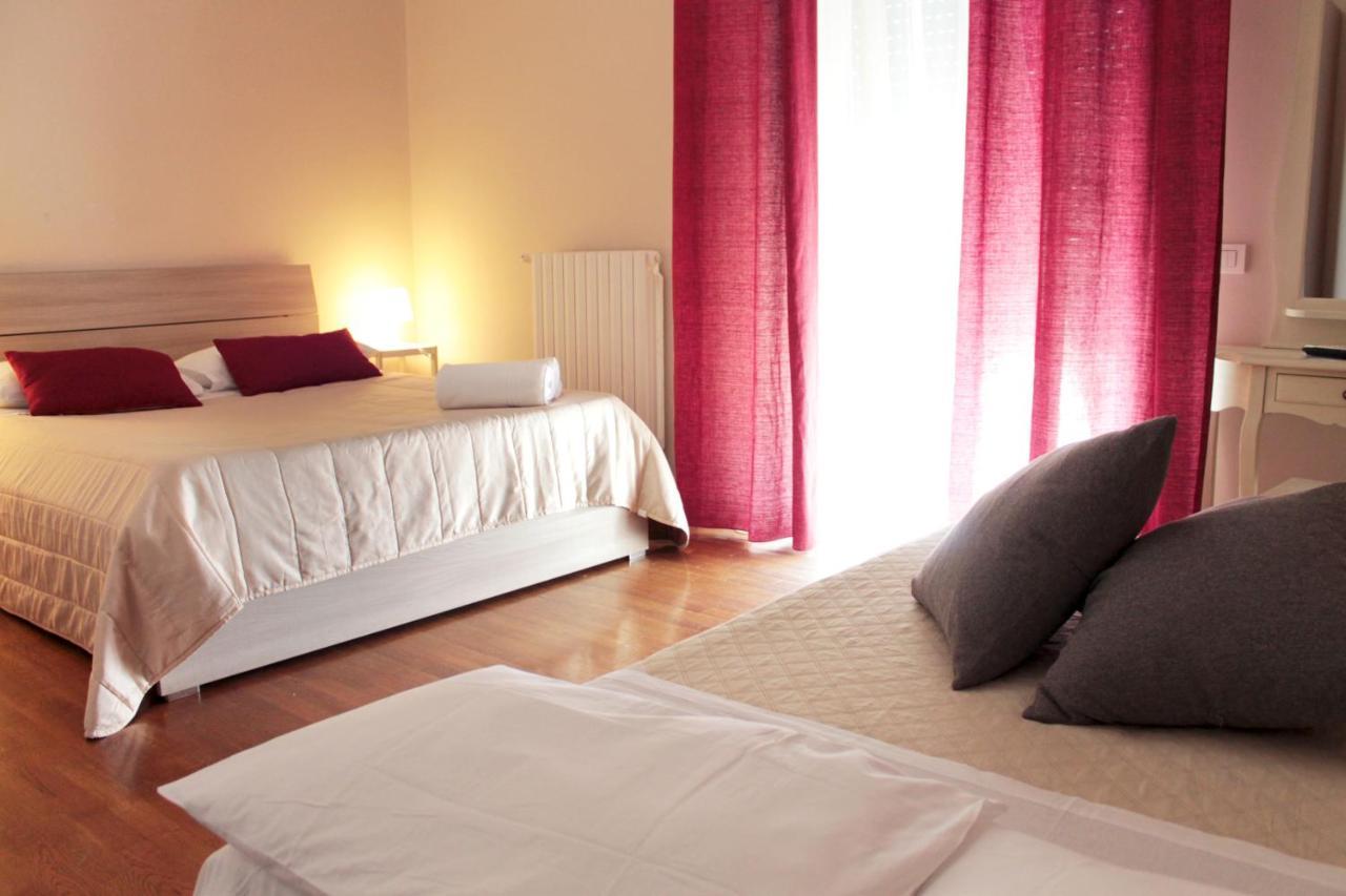 Vesuviane 'E Belle 'Mbriane B&B Napoli Ngoại thất bức ảnh
