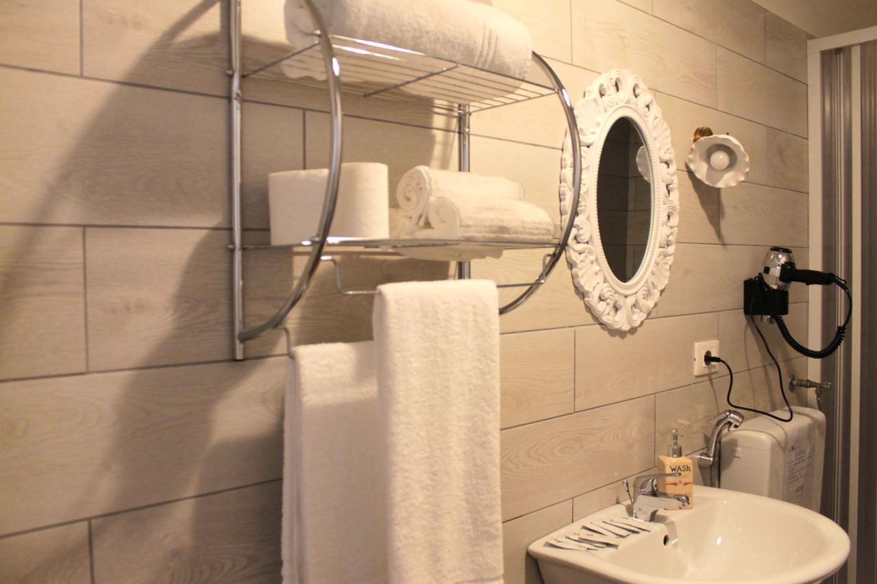 Vesuviane 'E Belle 'Mbriane B&B Napoli Ngoại thất bức ảnh
